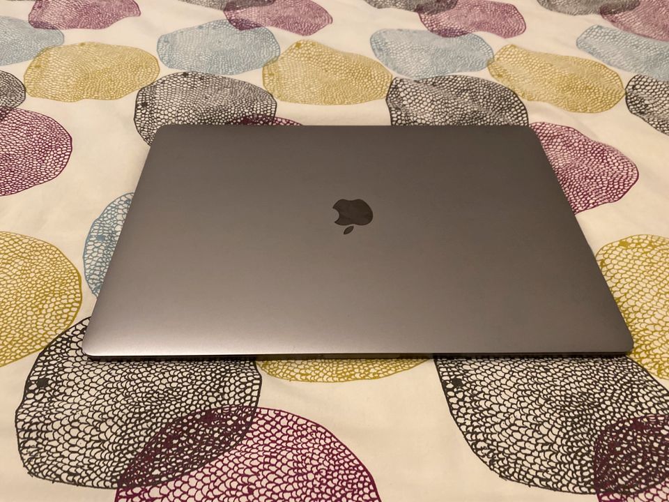 MacBook Pro (15-inch 2018) in Berlin