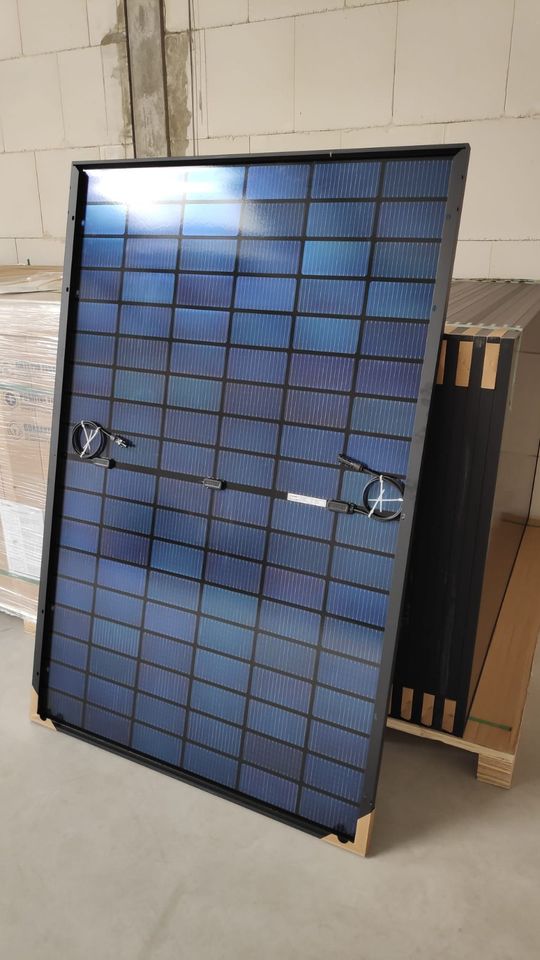 Balkonkraftwerk 1050W / 800W Bifacial Glas Solarmodule + 5m Kabel in Visbek