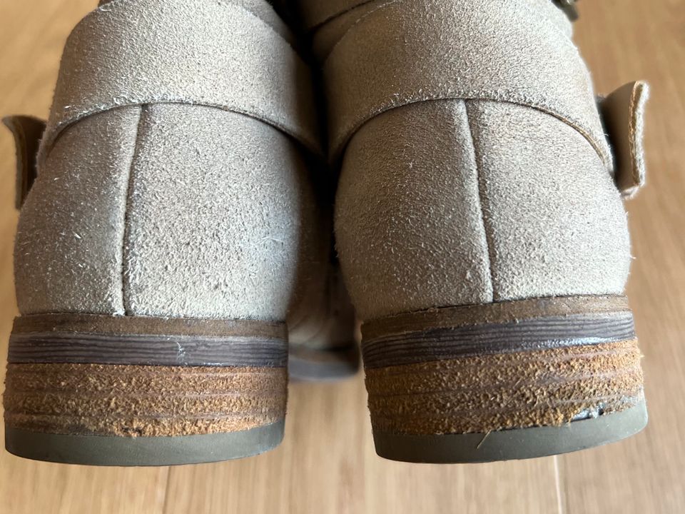 luftige Wildlederstiefel, beige in 38 in Saarbrücken