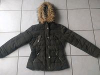 H&M Jacke Winterjacke Steppjacke Gr. 36 neuwertig Nordrhein-Westfalen - Elsdorf Vorschau