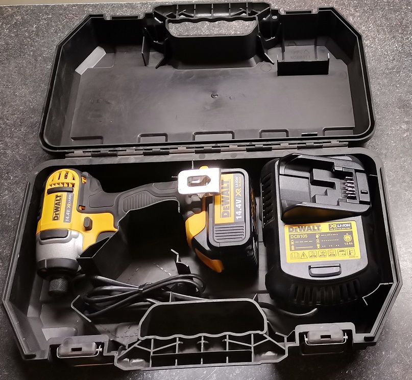 Dewalt Akku-Schlagschrauber DCF835-QW 14,4V / 3,0Ah in Bad Doberan