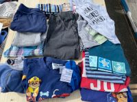 Kleiderpaket in Größe 110/116, Langarmshirt, Tshirt, Shorts… Bayern - Langenbach Vorschau