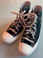 Converse Sneaker Schuhe schwarz gold Sonne Sterne Festival Gr. 37 Sachsen - Chemnitz Vorschau
