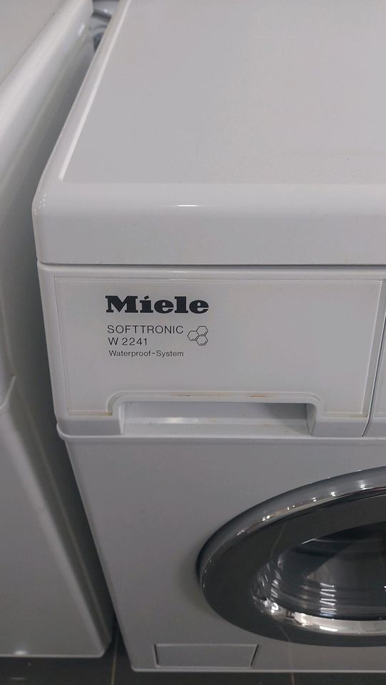 ‼️ANGEBOT‼️  Miele Waschmaschine Modell: W2241, Lieferung möglich in Edingen-Neckarhausen