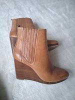 Schuhe Leder MASSIMO DUTTI Gr. 37 Hessen - Wetzlar Vorschau