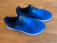 Sneakers Sportschuhe Größe 36 Hessen - Steinbach Vorschau