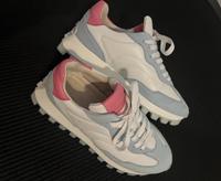 Tamaris NEWD Sneaker Leder blau rosa 39 neu Nordrhein-Westfalen - Eschweiler Vorschau