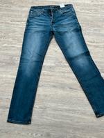 Jack and Jones gr 30/32 blau Herren Jeans Hose Niedersachsen - Lütetsburg Vorschau