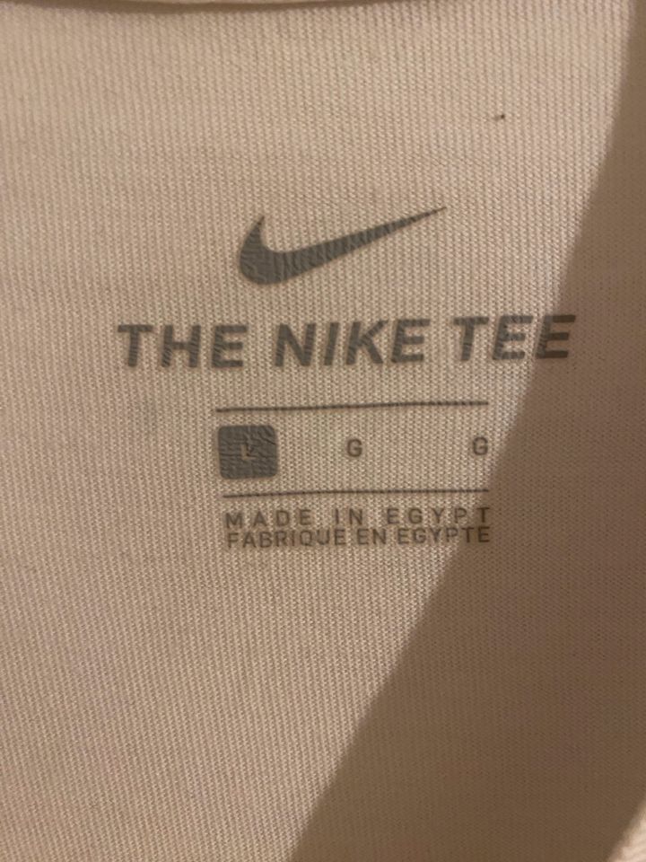 Nike T-Shirt in Bielefeld