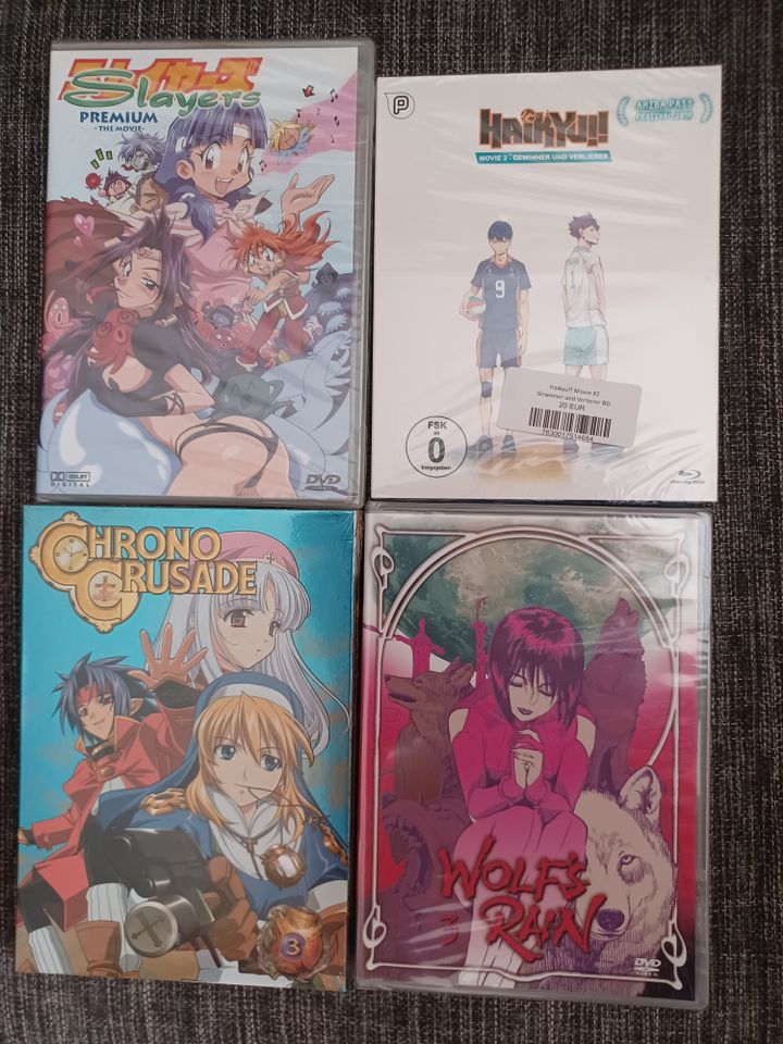 Verschiedene Anime DVDs (Haikyu Film, Wolfs Rain, Chrono Crusade) in Bremen