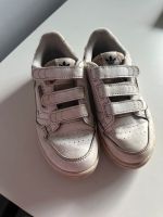Adidas sneaker Kinder 32 klettverschluss schuhe Berlin - Hohenschönhausen Vorschau