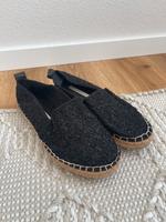 Espandrilles Zara schwarz mit Perlen Sandalen Kr. Passau - Passau Vorschau