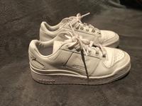 ADIDAS SNEACKER DAMEN GR.38 MÄDCHEN SCHUHE Bayern - Kelheim Vorschau