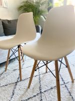 4 weiße Stühle im skandinavischen Stil Berlin - Treptow Vorschau