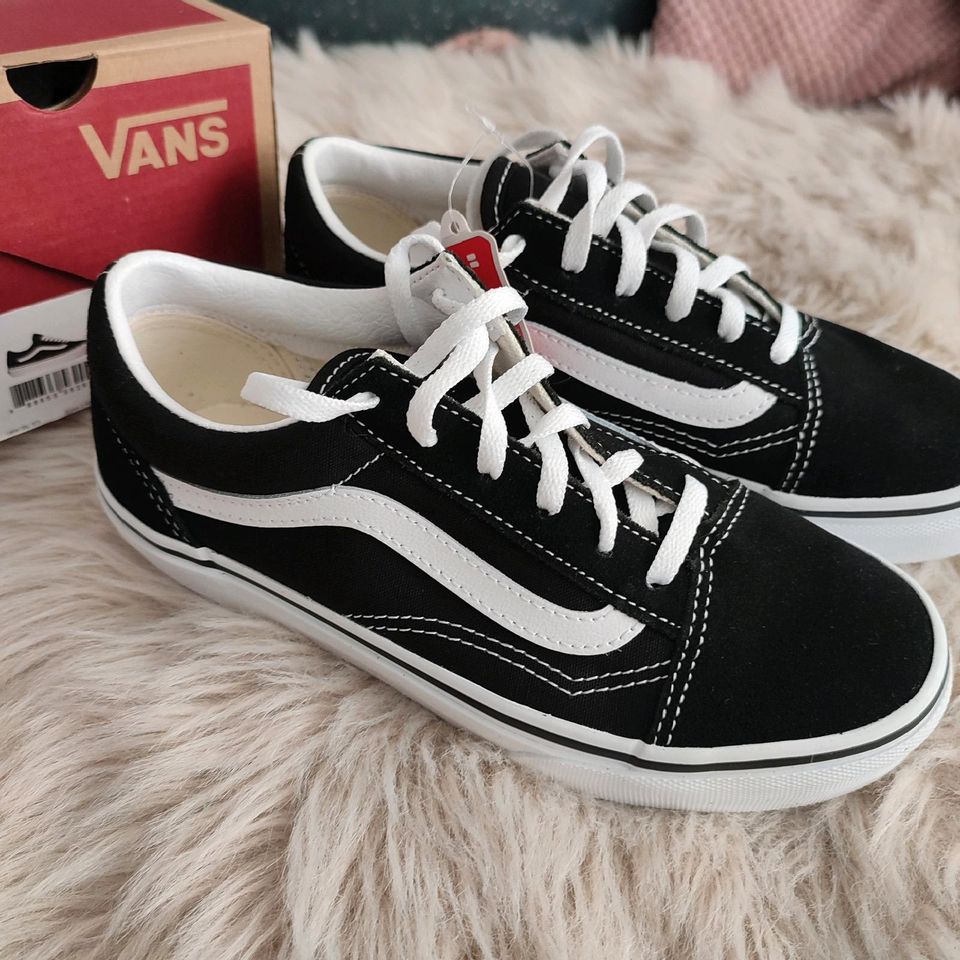 Vans Sneaker zum schnüren Größe 34 old skool in Brandenburg - Schwedt  (Oder) | Gebrauchte Kinderschuhe Größe 34 kaufen | eBay Kleinanzeigen ist  jetzt Kleinanzeigen