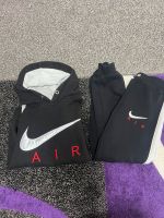 Nike 2-teiler Pullover mit Hose Berlin - Neukölln Vorschau