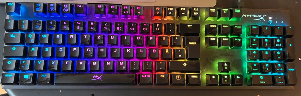 HYPERX Alloy FPS RGB Speed Silver Gaming Tastatur, Mechanisch in München