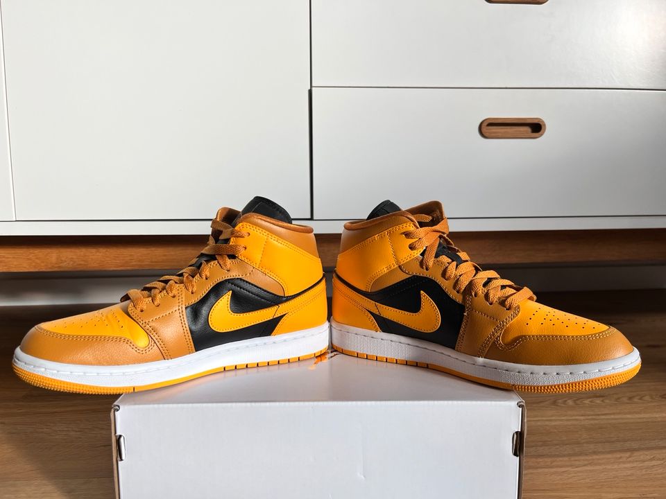 Nike Air Jordan 1 MID 39 wie NEU mit OVP in Wuppertal