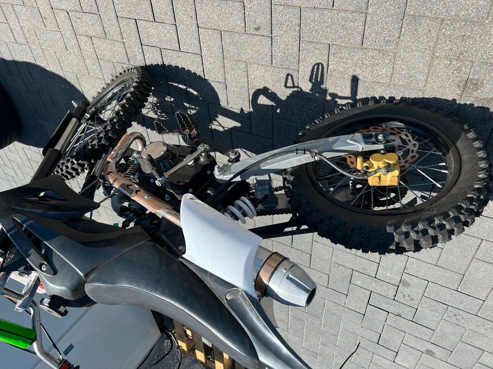 Pitbike 125ccn in Offenbach