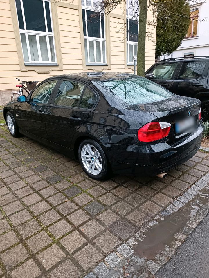 BMW E90 318i 2.0 129 PS in Würzburg