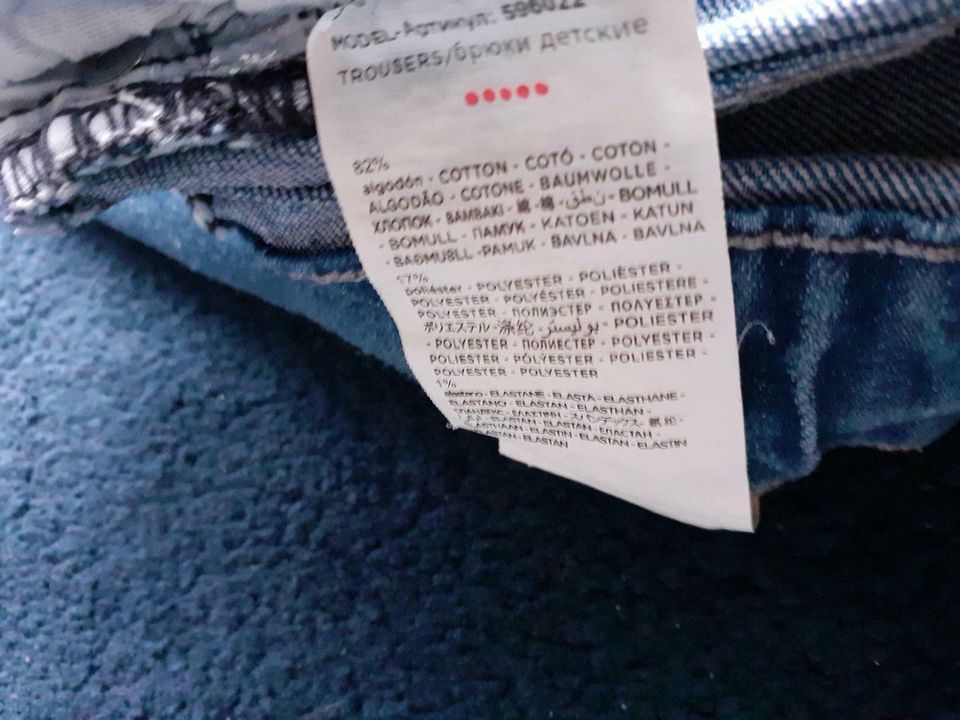 **Gebr.,blaue Jeans Gr.104 v."boboli"** in Schönkirchen