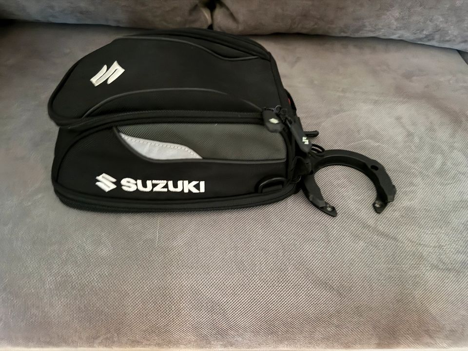 Suzuki Tanktasche in Oberhausen