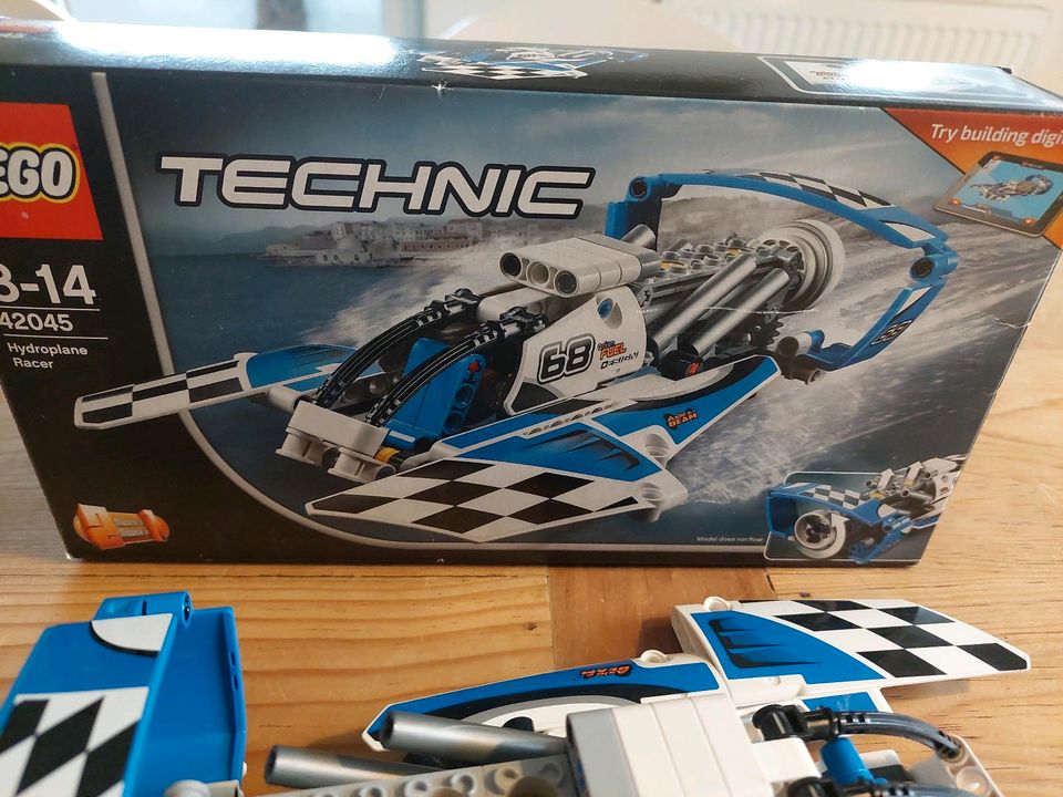 Lego technic 42045, Hydroplane Racer in Laufach