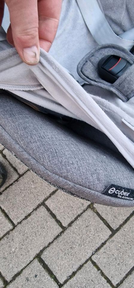 Cybex Platinum Kindersitz Sirona Zi i-Size Plus Soho Grey in Dortmund