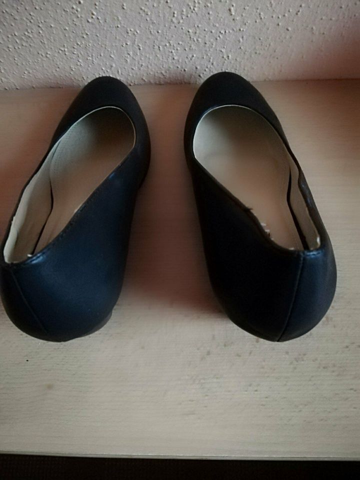 Damen Schuhe Größe 38 Jumex in Schwarz neuwertig in Atting