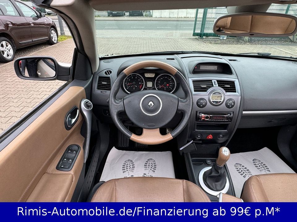 Renault Megane II Cabrio Dynamique TÜV Neu Leder PDC Shz in Gelsenkirchen