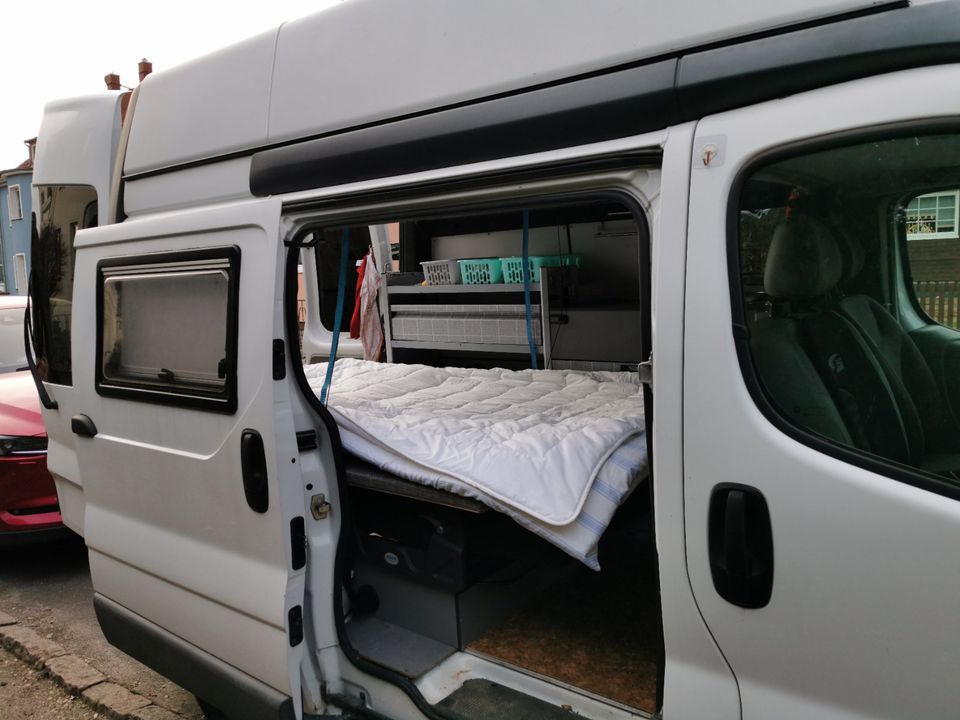 Renault Trafic II Camper in Leipzig