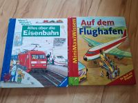 2 Bücher mit Klappen Eisenbahn /Flughafen Feldmoching-Hasenbergl - Feldmoching Vorschau