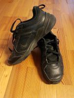 Nike  Schuhe Defy all day junge schwarz GR 41 US8 26cm getragen Kr. München - Unterschleißheim Vorschau