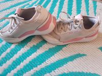 Puma Schuhe weiß / rosa RS - 0 running system Größe 31/32 Mecklenburg-Vorpommern - Neubrandenburg Vorschau