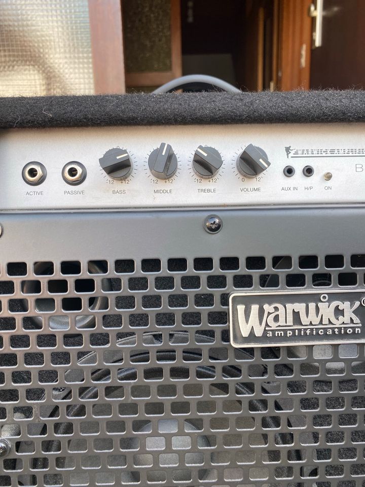 Bassverstärker Warwick in Waiblingen