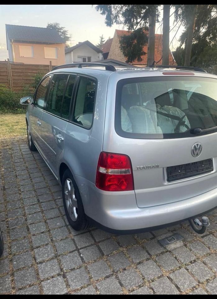 VW Touran 2006, 7 sitzer in Rastatt