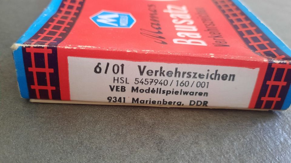 DDR VEB MAMOS VERKERHRSZEICHEN BAUSATZ H0 TT EISENBAHN OVP EVP in Erlau