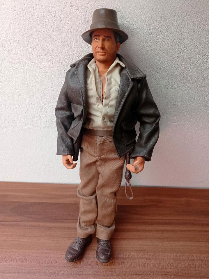 Indiana Jones Modell in Lathen