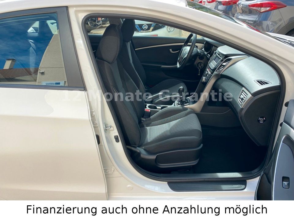 Hyundai i30 1.4 Classic 1 Hand Top Zustand in Stuttgart