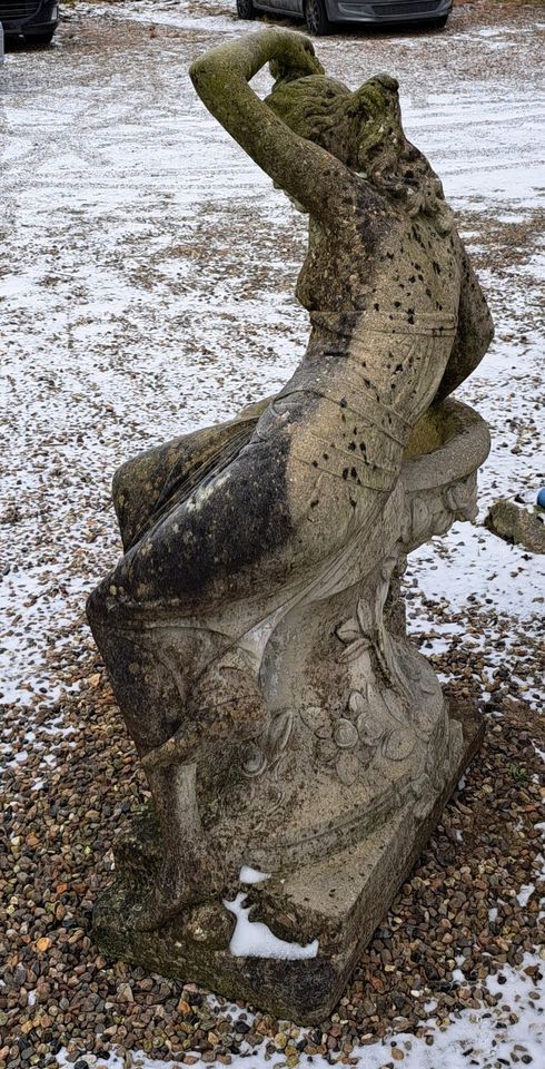 Unikat Figur Garten Brunnen Figur 580 kg frostfest in Jarplund-Weding