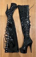 Pleaser Delight 3063 High Heel Plateau Overknee 38, schwarz OVP Niedersachsen - Kirchgellersen Vorschau