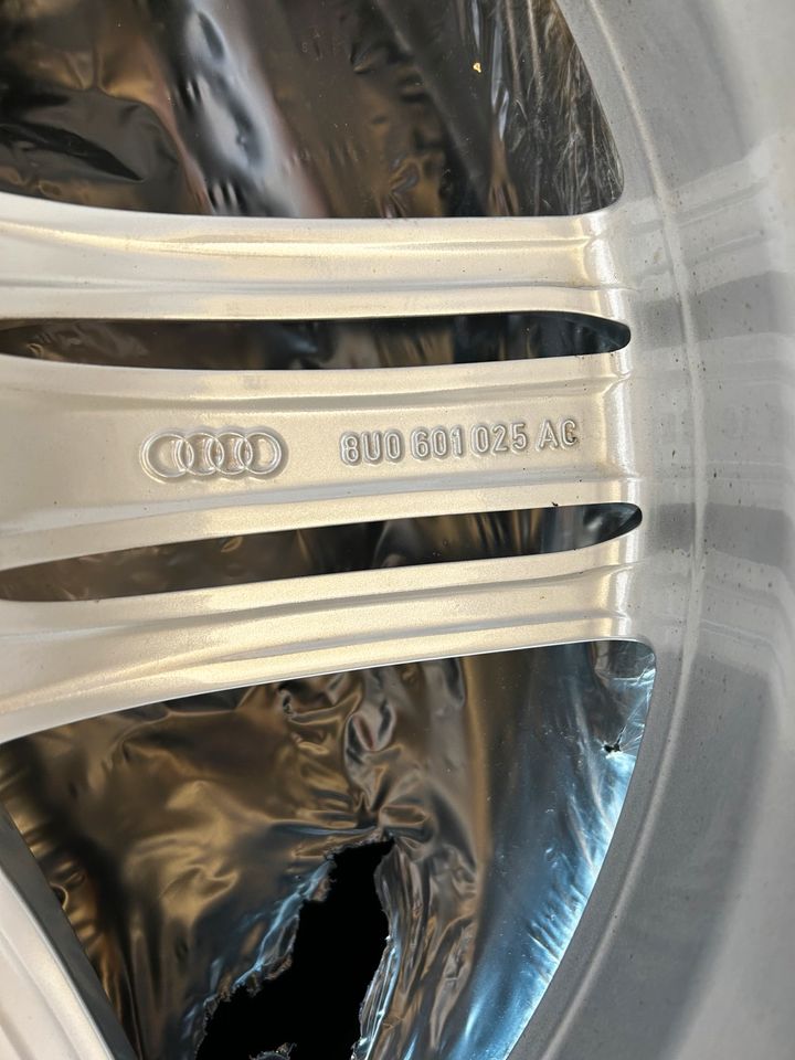 Audi 19zoll Segment Felgen 8,5 x 19 ET36 in Büren