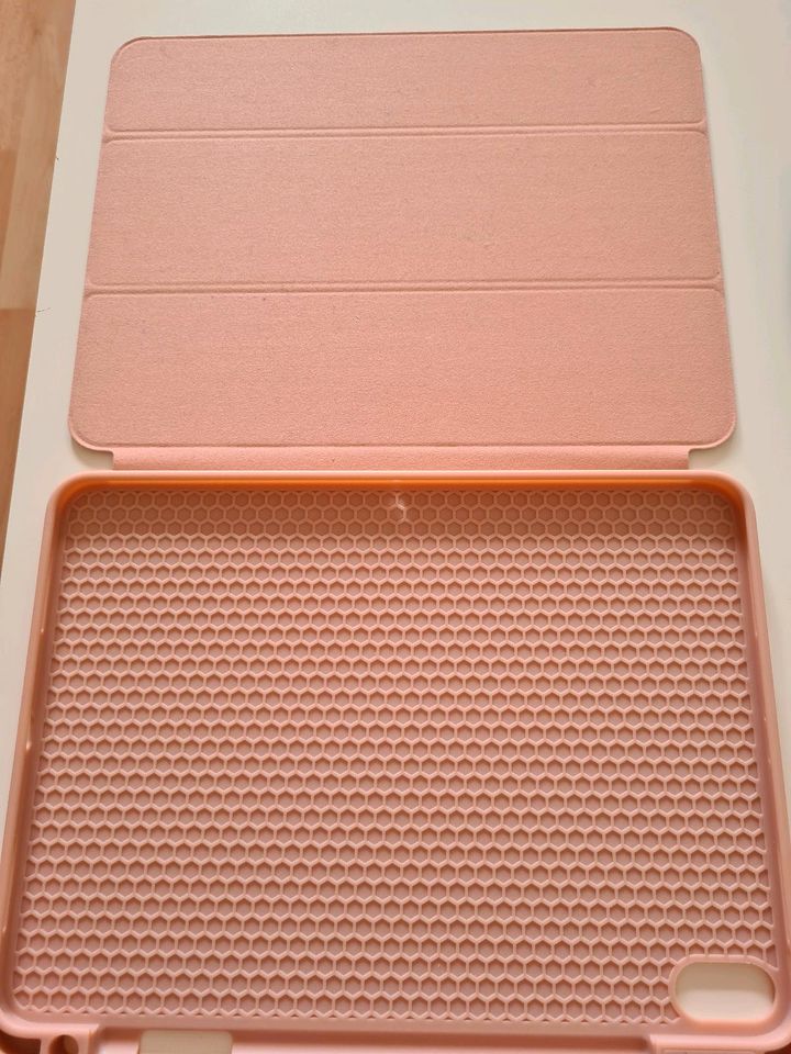 Case iPad Pro 11 Rose Gold neu in Kiel