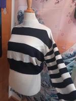schwarz weißer cropped Hoodie Hessen - Petersberg Vorschau