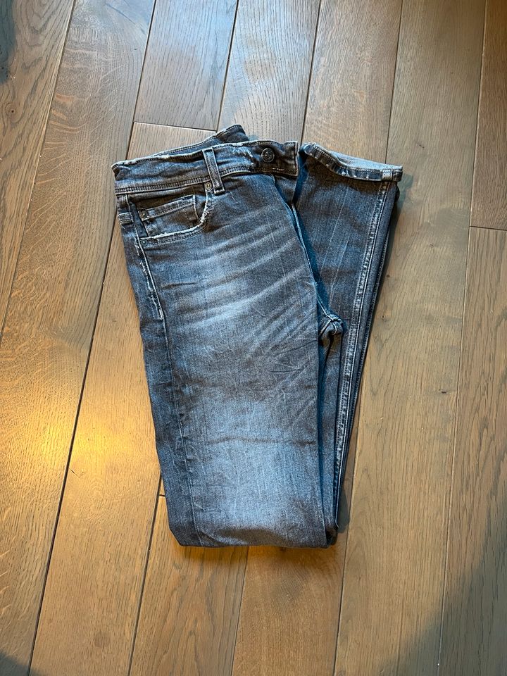 ‼️SALE‼️ 7 for all mankind dunkelgraue Herrenjeans Größe 31 in Passau