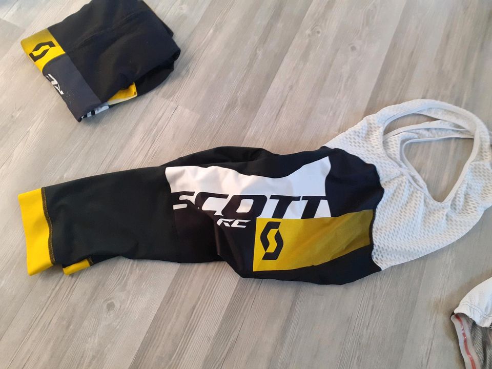 Scott RC Pro Trikot Set Bibshort Gr S in Bingen