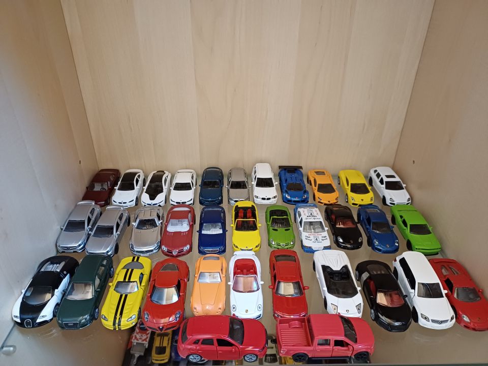 Siku Modellautos, verschiedene Modelle, BMW, Mercedes, Porsche... in Karlsruhe