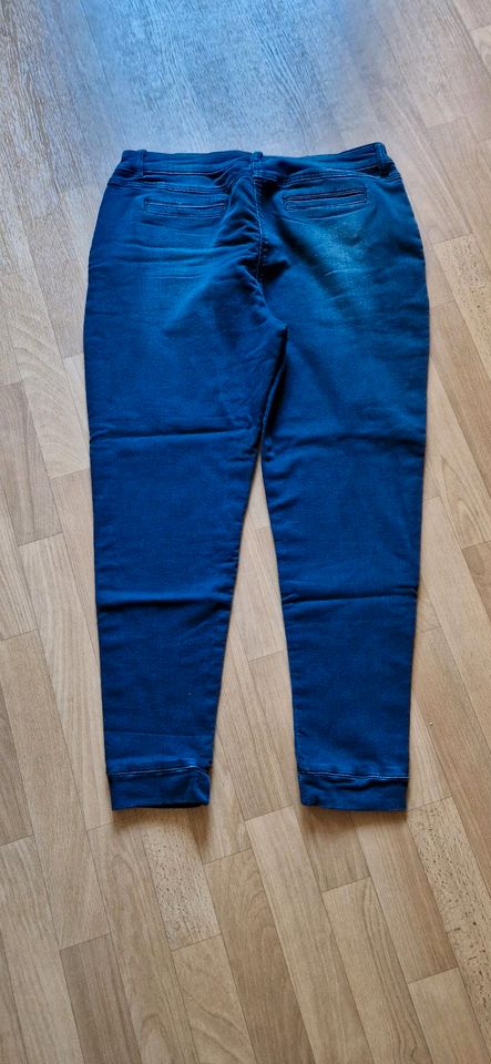 Jeans Gr. 40/42 blau in Dresden