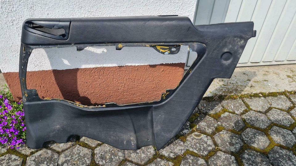 Bmw 3er e36 Cabrio hintere linke Seiten verkleidung schwarz in Offenbach