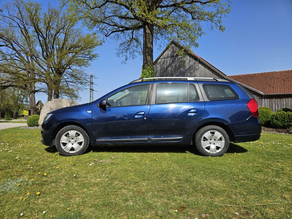 Dacia Logan MCV II Lauréate Tce 90 Kombi in Schwandorf